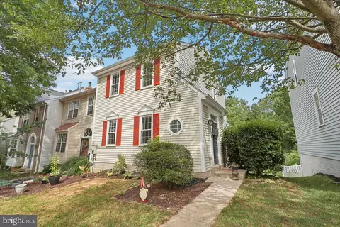 19049 Highstream Dr, Germantown, MD 20874
