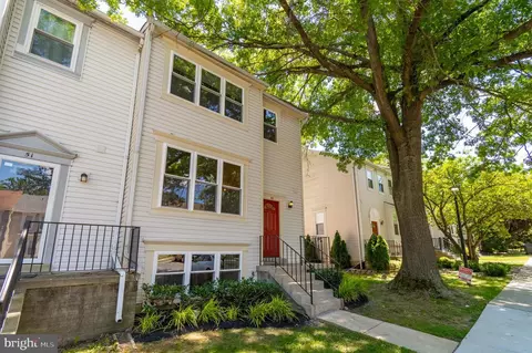 49 Kinsman View Cir, Silver Spring, MD 20901 photo 27
