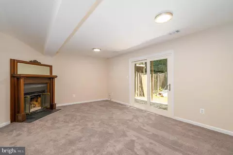 49 Kinsman View Cir, Silver Spring, MD 20901 photo 20