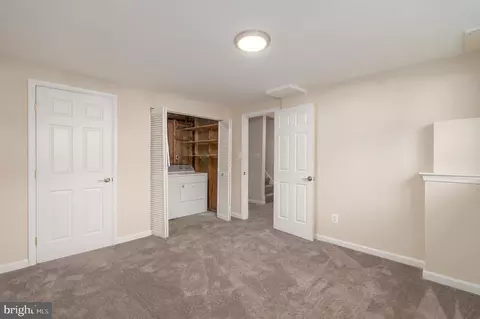 49 Kinsman View Cir, Silver Spring, MD 20901 photo 19