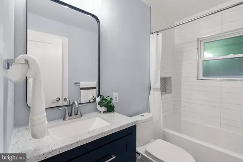 Bath - 9107 Wire Ave, Silver Spring, MD 20901 photo 1 of 2