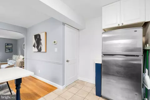 Entry Way - 9107 Wire Ave, Silver Spring, MD 20901 photo 1 of 2