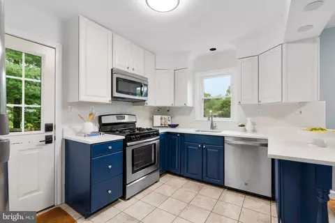 Kitchen - 9107 Wire Ave, Silver Spring, MD 20901 photo 2 of 4
