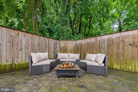 Exterior - 9107 Wire Ave, Silver Spring, MD 20901 photo 6 of 8