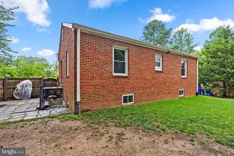 Exterior - 9107 Wire Ave, Silver Spring, MD 20901 photo 3 of 8