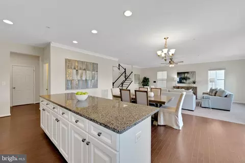 3516 Doc Berlin Dr, Silver Spring, MD 20906 photo 9