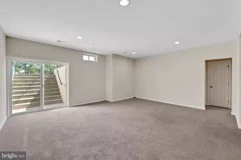 3516 Doc Berlin Dr, Silver Spring, MD 20906 photo 28