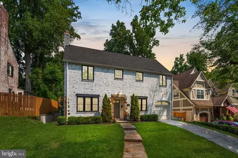 3513 Leland St, Chevy Chase, MD 20815