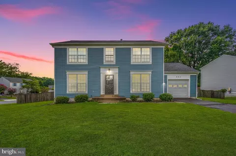 802 Pointer Ridge Dr, Gaithersburg, MD 20878