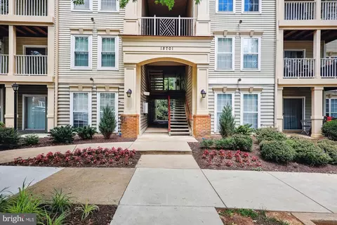 18701 A Sparkling Water Dr #13-A, Germantown, MD 20874