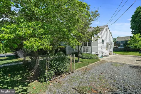 12331 Charles Rd, Silver Spring, MD 20906 photo 3