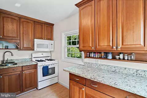 12331 Charles Rd, Silver Spring, MD 20906 photo 8