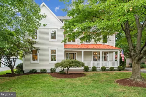 301 Anderson Ave, Rockville, MD 20850