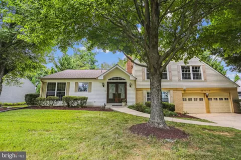 9109 Willow Pond Ln, Potomac, MD 20854