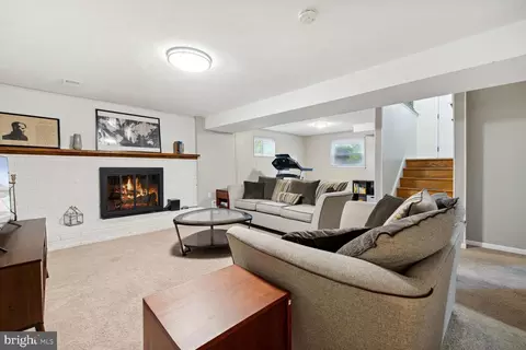 Living - 240 Rolling Rd, Gaithersburg, MD 20877 photo 1 of 2
