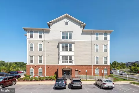 3835 Doc Berlin Dr #33, Silver Spring, MD 20906