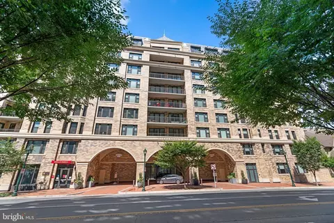 8302 Woodmont Ave #403, Bethesda, MD 20814
