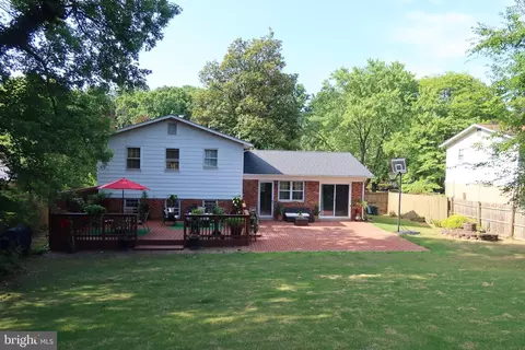 Exterior - 808 Downs Dr, Silver Spring, MD 20904 photo 3 of 5