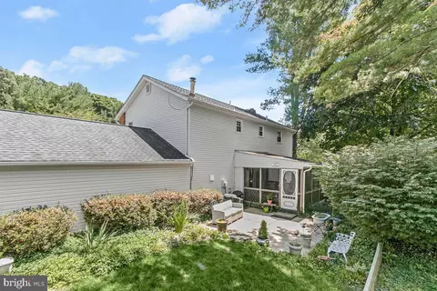 Exterior - 2053 Kings House Rd, Silver Spring, MD 20905 photo 5 of 5