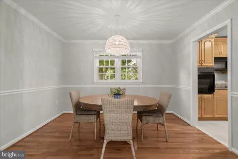 Dining - 2053 Kings House Rd, Silver Spring, MD 20905 photo 2 of 2