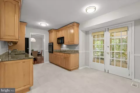 Kitchen - 2053 Kings House Rd, Silver Spring, MD 20905 photo 2 of 2