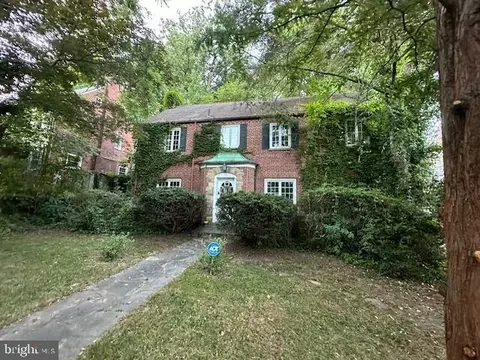 3517 Leland St, Chevy Chase, MD 20815