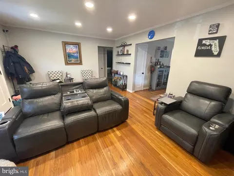 Entry Way - 11502 Galt Ave, Silver Spring, MD 20902 photo 1 of 3