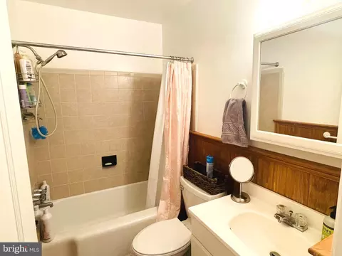 Bath - 11502 Galt Ave, Silver Spring, MD 20902 photo 1 of 3