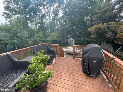 Exterior - 11502 Galt Ave, Silver Spring, MD 20902 photo 5 of 9