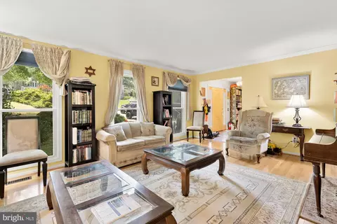 342 Prelude Dr, Silver Spring, MD 20901 photo 4