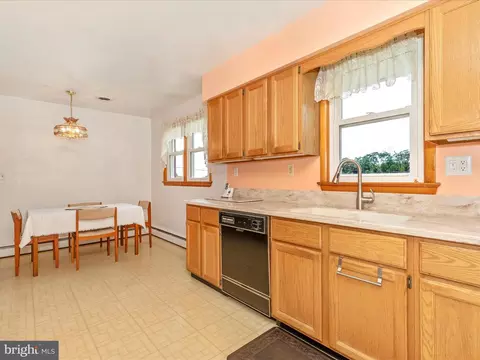 Kitchen - 9104 Gue Rd, Damascus, MD 20872 photo 3 of 8