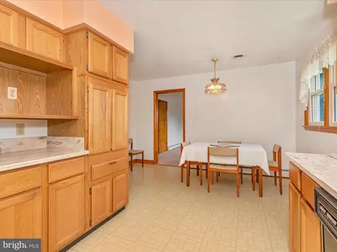 Kitchen - 9104 Gue Rd, Damascus, MD 20872 photo 6 of 8