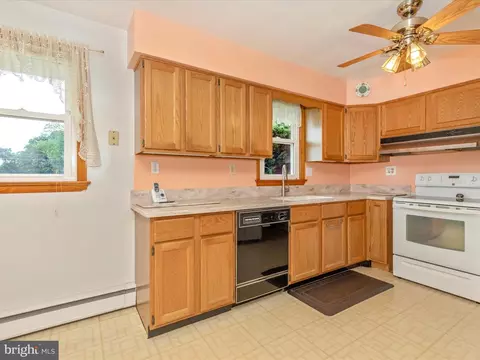 Kitchen - 9104 Gue Rd, Damascus, MD 20872 photo 2 of 8