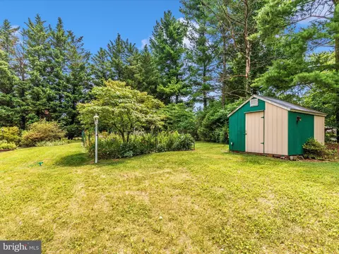 Exterior - 9104 Gue Rd, Damascus, MD 20872 photo 2 of 6