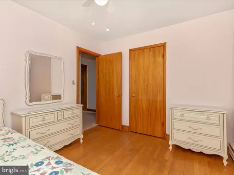 Bedroom - 9104 Gue Rd, Damascus, MD 20872 photo 4 of 7