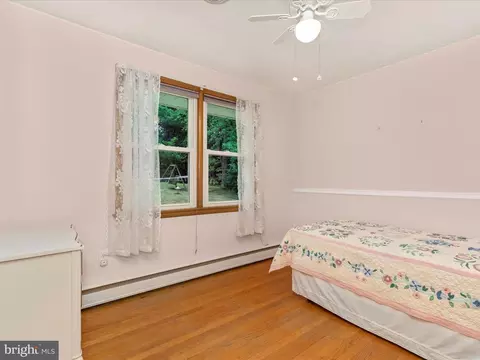 Bedroom - 9104 Gue Rd, Damascus, MD 20872 photo 3 of 7