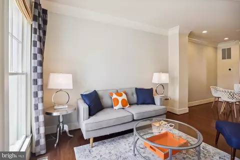 Living - 2615 Linden Ln, Silver Spring, MD 20910 photo 2 of 7