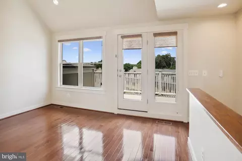 Living - 2615 Linden Ln, Silver Spring, MD 20910 photo 7 of 7