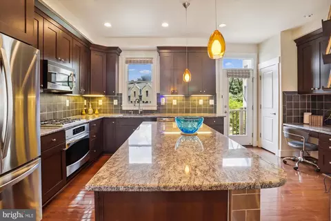 Kitchen - 2615 Linden Ln, Silver Spring, MD 20910 photo 2 of 4