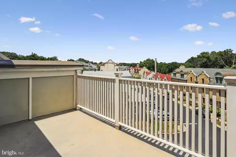 Exterior - 2615 Linden Ln, Silver Spring, MD 20910 photo 4 of 4