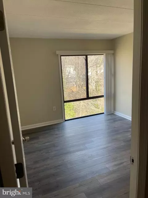 3301 Hewitt Ave #502, Silver Spring, MD 20906 photo 3