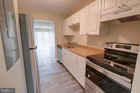 3301 Hewitt Ave #502, Silver Spring, MD 20906 photo 17
