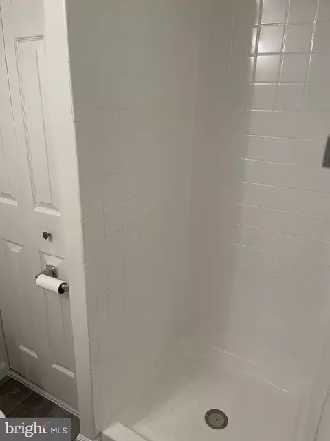 3301 Hewitt Ave #502, Silver Spring, MD 20906 photo 4