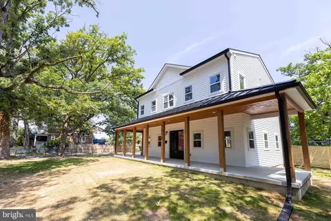 7815 Chicago Ave, Takoma Park, MD 20912