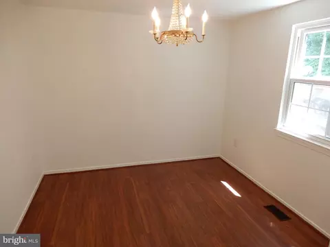 15 Baileys Ct, Silver Spring, MD 20906 photo 8