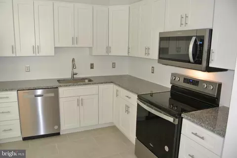 15 Baileys Ct, Silver Spring, MD 20906 photo 3