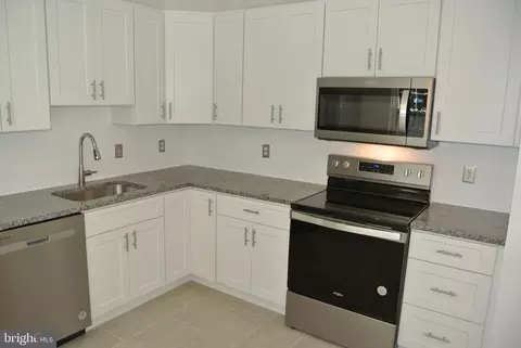 15 Baileys Ct, Silver Spring, MD 20906 photo 4