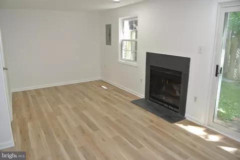 15 Baileys Ct, Silver Spring, MD 20906 photo 5