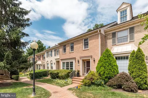 10820 Brewer House Rd, North Bethesda, MD 20852