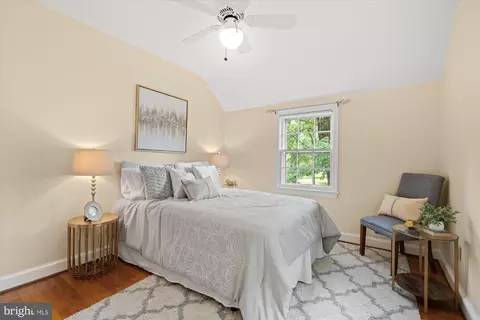 Bedroom - 9500 Columbia Blvd, Silver Spring, MD 20910 photo 3 of 3